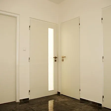 New Colorful With Big Balcony Apartment *